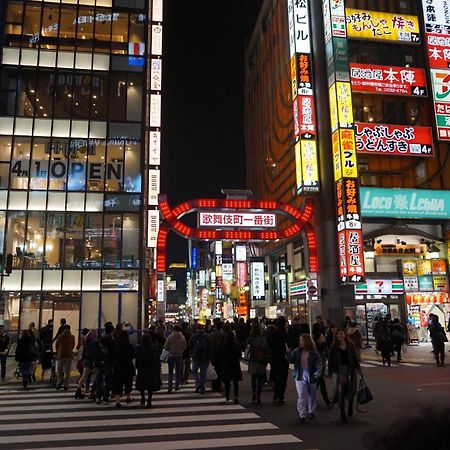 新宿歌舞伎町東新宿站3分钟，徒步伊势丹4分钟免费wi-Fi！ Токио Екстериор снимка